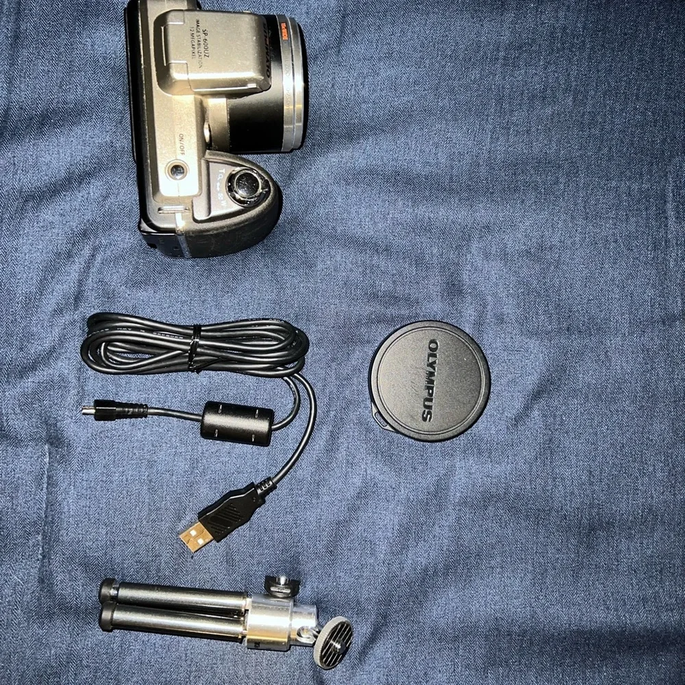Olympus camera SP-600UZ (memory car included)